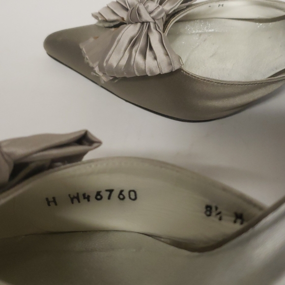 Stuart Weitzman Satin slingback heels - Picture 7 of 11